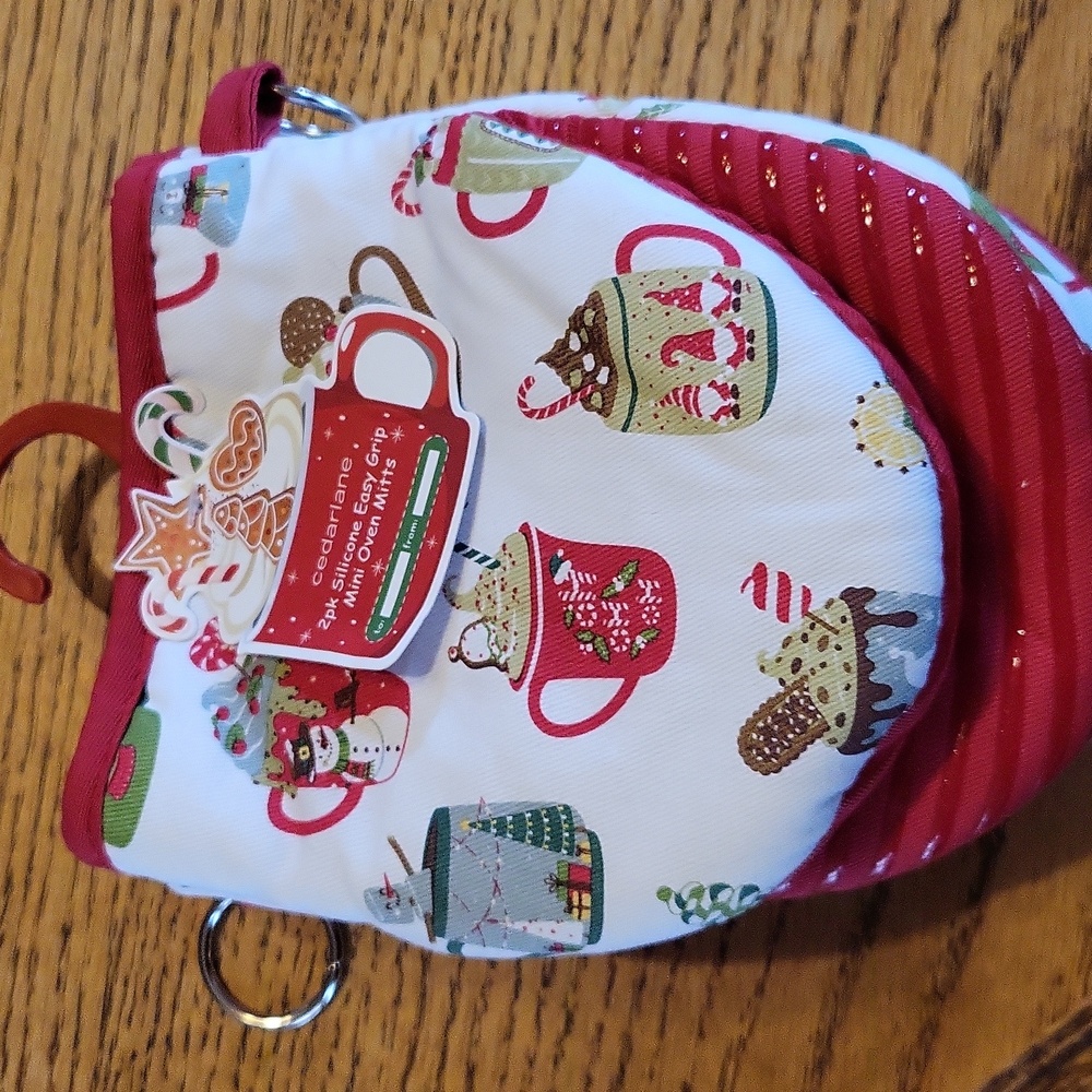 Cedarlane mini easy grip oven mitts set of 2